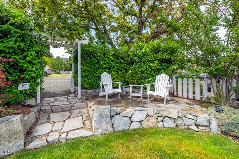 Tiny photo for 215 S 4th Street, Jacksonville, OR 97530 (MLS # 220224076)