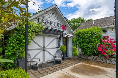 Tiny photo for 215 S 4th Street, Jacksonville, OR 97530 (MLS # 220224076)