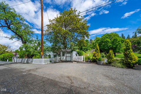 Tiny photo for 215 S 4th Street, Jacksonville, OR 97530 (MLS # 220224076)
