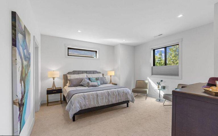 Broken Top - Residential