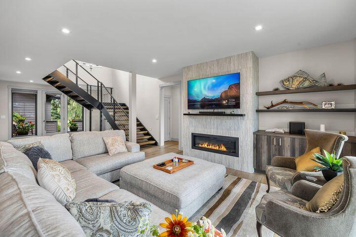 Broken Top - Residential