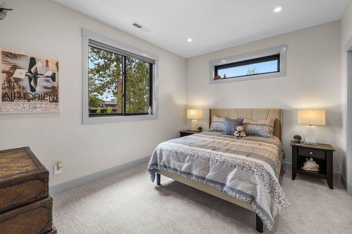 Broken Top - Residential