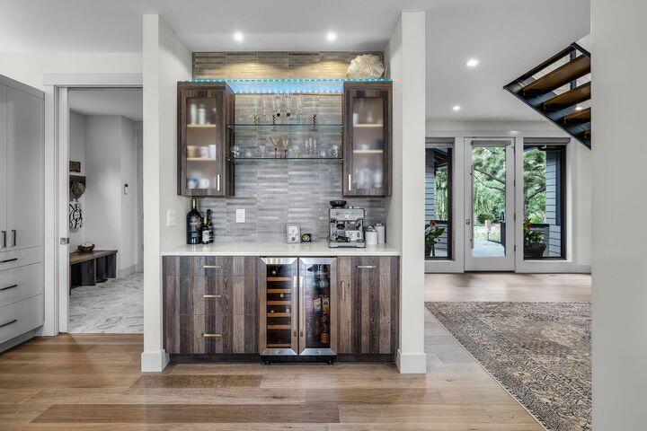 Broken Top - Residential