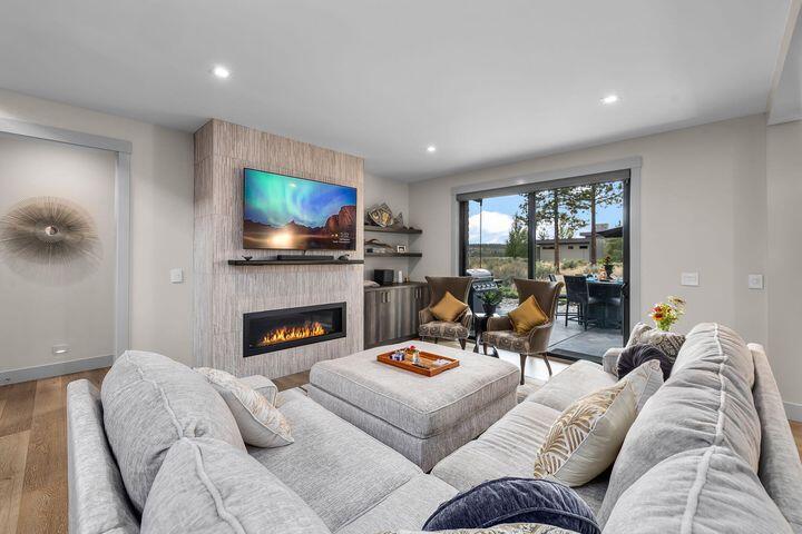 Broken Top - Residential