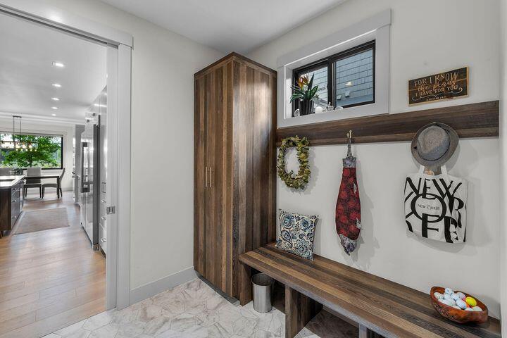 Broken Top - Residential