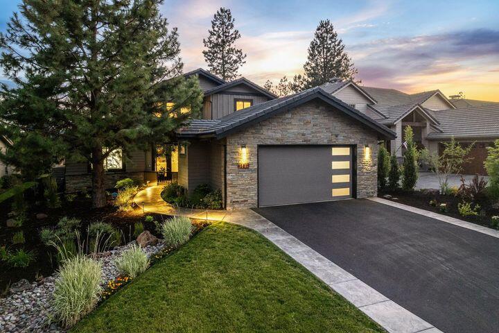 Broken Top - Residential