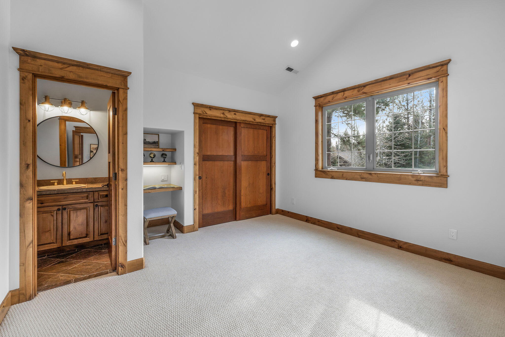 Broken Top - Residential