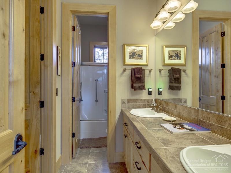 River Canyon Estates - Residential