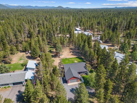 Tiny photo for 16092 Snowberry Lane, La Pine, OR 97739 (MLS # 220215709)