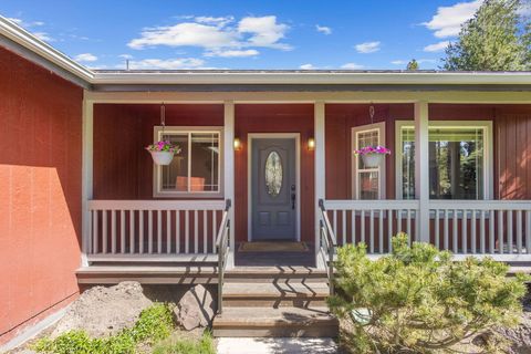 Tiny photo for 16092 Snowberry Lane, La Pine, OR 97739 (MLS # 220215709)