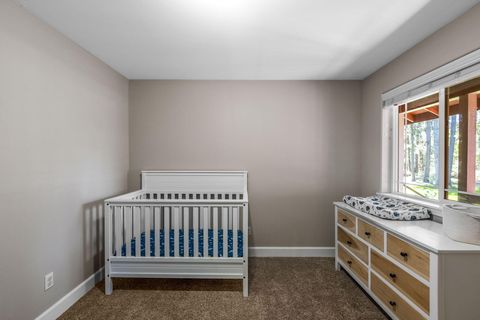 Tiny photo for 16092 Snowberry Lane, La Pine, OR 97739 (MLS # 220215709)