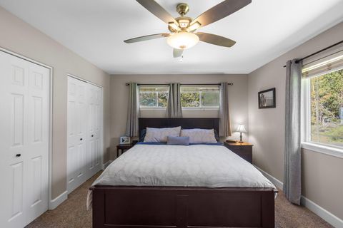 Tiny photo for 16092 Snowberry Lane, La Pine, OR 97739 (MLS # 220215709)