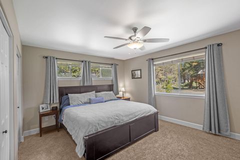 Tiny photo for 16092 Snowberry Lane, La Pine, OR 97739 (MLS # 220215709)