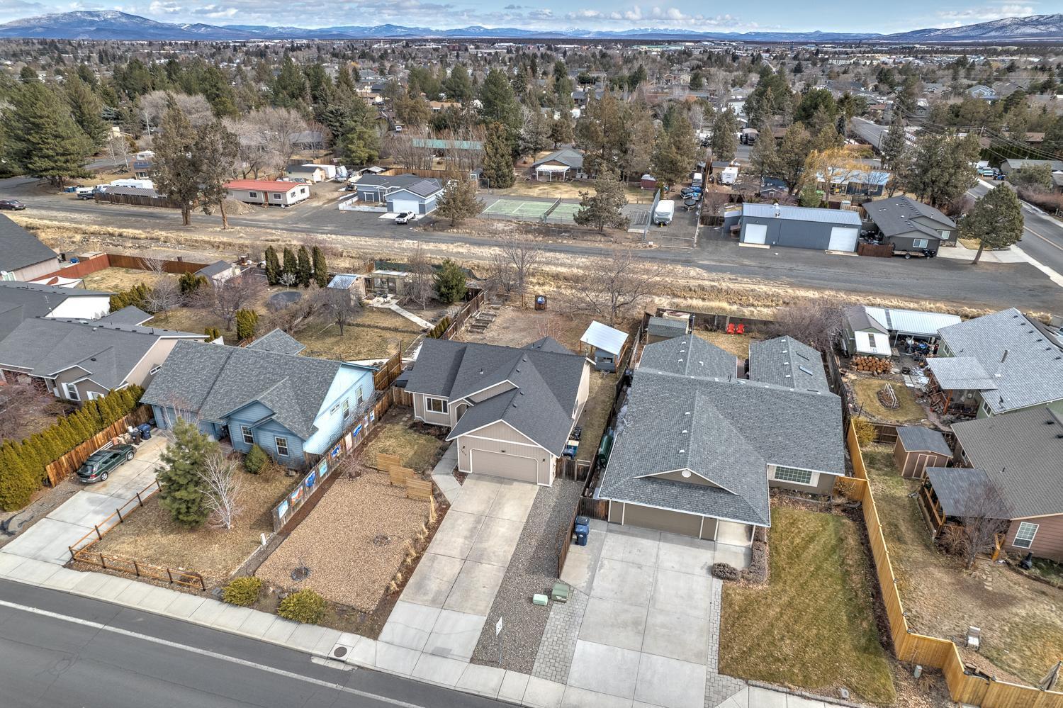 Obsidian Estate - Residential