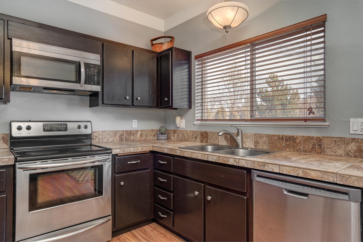 Obsidian Estate - Residential