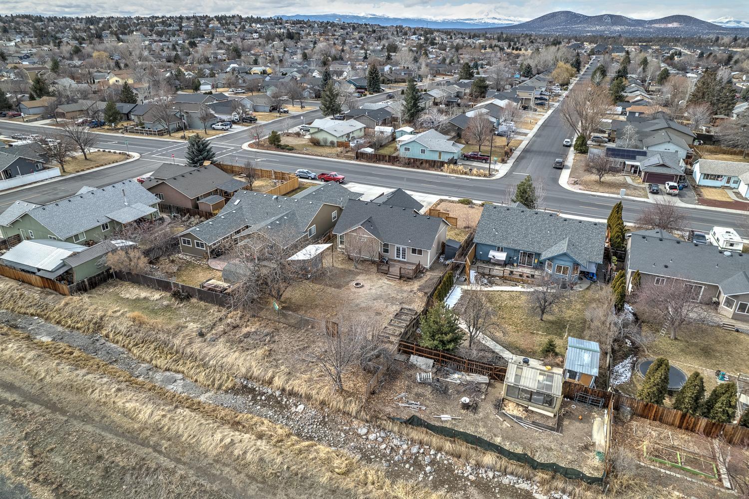 Obsidian Estate - Residential