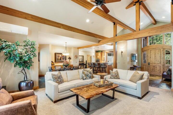 7th Mtn Golf Village - Residential