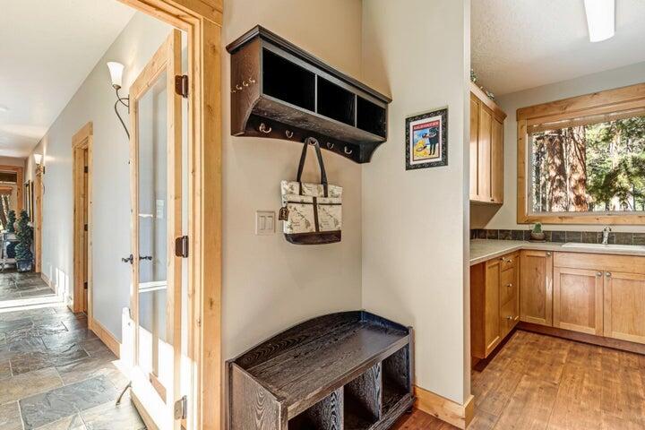 7th Mtn Golf Village - Residential