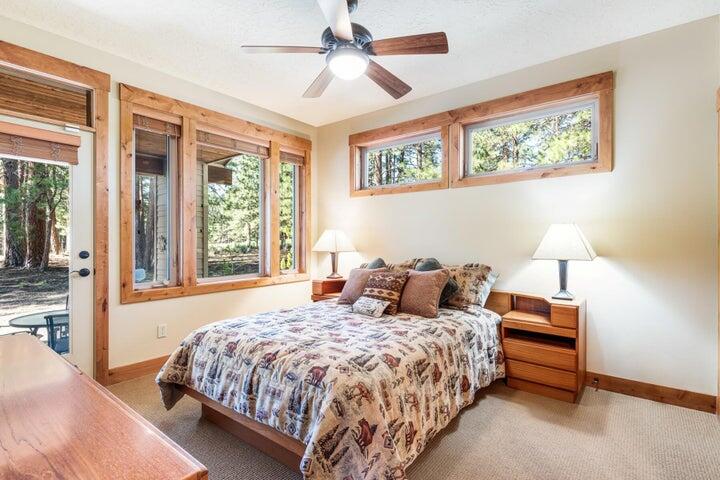 7th Mtn Golf Village - Residential