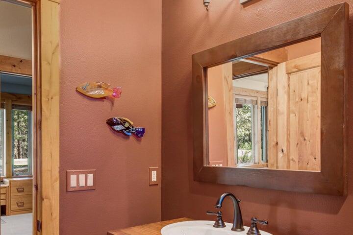 7th Mtn Golf Village - Residential