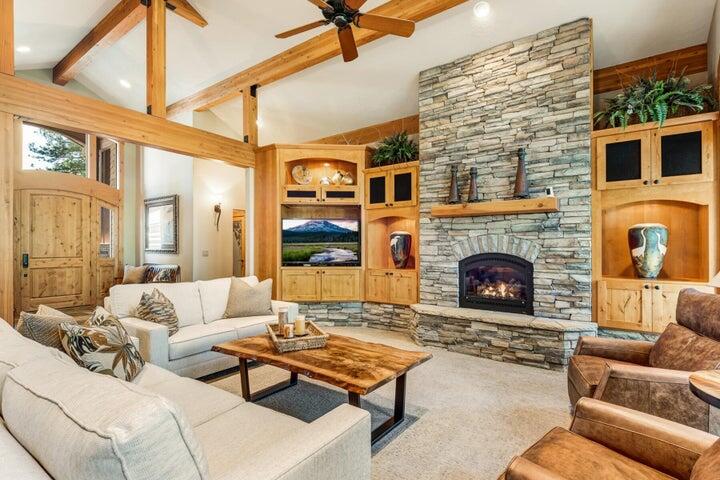 7th Mtn Golf Village - Residential