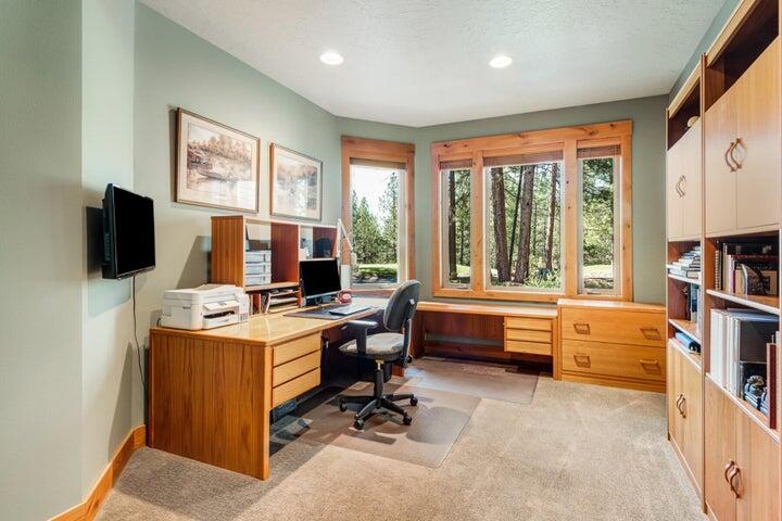 7th Mtn Golf Village - Residential