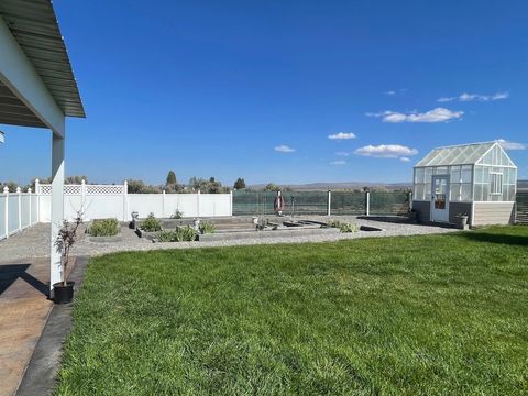 Tiny photo for 87722 Pinion Lane, Christmas Valley, OR 97641 (MLS # 220214331)