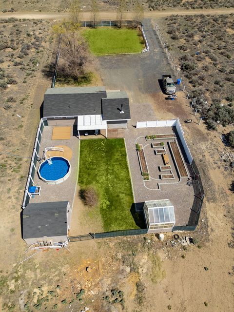 Tiny photo for 87722 Pinion Lane, Christmas Valley, OR 97641 (MLS # 220214331)