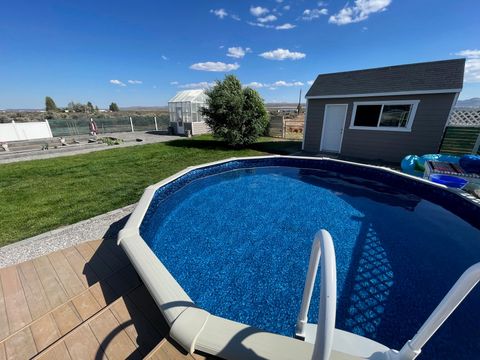 Tiny photo for 87722 Pinion Lane, Christmas Valley, OR 97641 (MLS # 220214331)