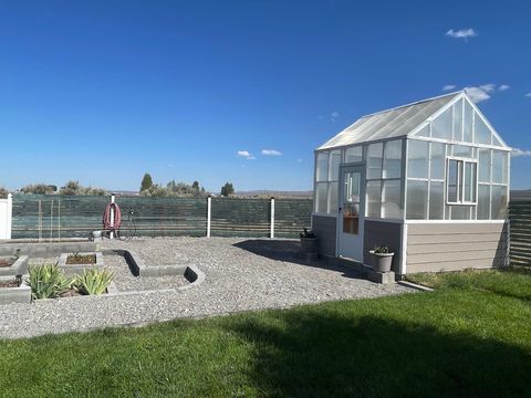 Tiny photo for 87722 Pinion Lane, Christmas Valley, OR 97641 (MLS # 220214331)