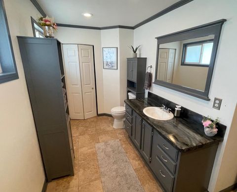 Tiny photo for 87722 Pinion Lane, Christmas Valley, OR 97641 (MLS # 220214331)