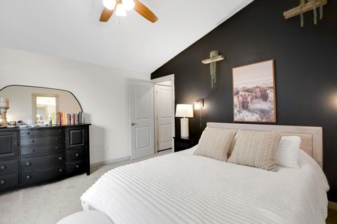 Tiny photo for 2378 NW Kingwood Avenue, Redmond, OR 97756 (MLS # 220217737)