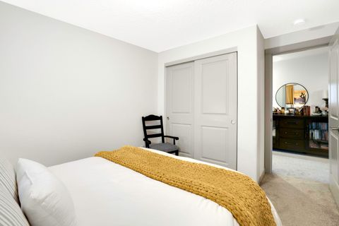 Tiny photo for 2378 NW Kingwood Avenue, Redmond, OR 97756 (MLS # 220217737)