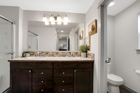 Tiny photo for 2378 NW Kingwood Avenue, Redmond, OR 97756 (MLS # 220217737)