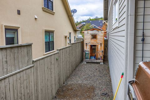 Tiny photo for 4040 Crystal Springs Drive, Medford, OR 97504 (MLS # 220215572)