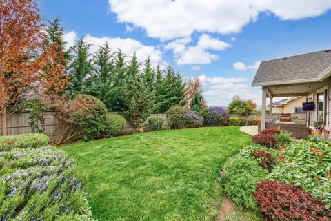 Tiny photo for 4040 Crystal Springs Drive, Medford, OR 97504 (MLS # 220215572)