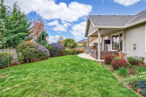 Tiny photo for 4040 Crystal Springs Drive, Medford, OR 97504 (MLS # 220215572)