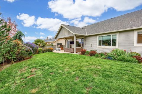 Tiny photo for 4040 Crystal Springs Drive, Medford, OR 97504 (MLS # 220215572)