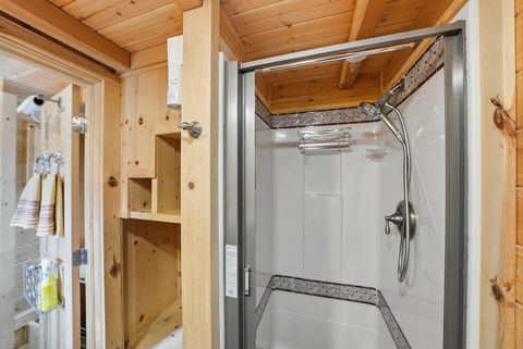 Tiny photo for 54270 Huntington Road, La Pine, OR 97739 (MLS # 220219337)