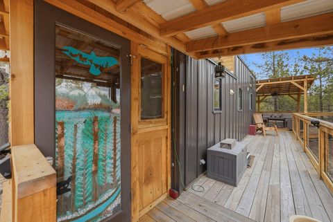 Tiny photo for 54270 Huntington Road, La Pine, OR 97739 (MLS # 220219337)