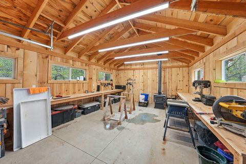 Tiny photo for 54270 Huntington Road, La Pine, OR 97739 (MLS # 220219337)