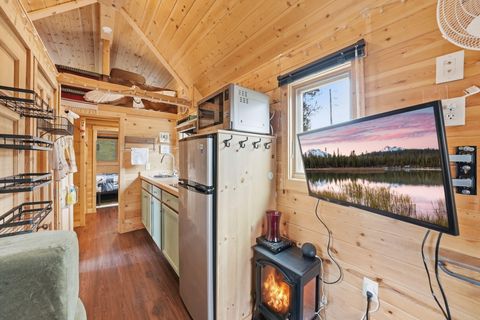 Tiny photo for 54270 Huntington Road, La Pine, OR 97739 (MLS # 220219337)