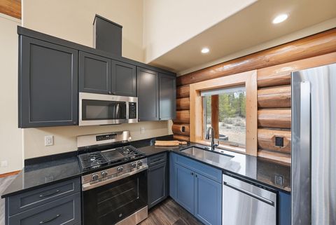Tiny photo for 54270 Huntington Road, La Pine, OR 97739 (MLS # 220219337)