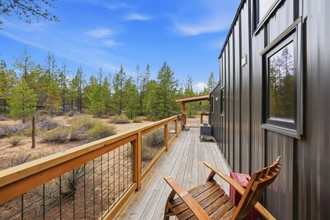 Tiny photo for 54270 Huntington Road, La Pine, OR 97739 (MLS # 220219337)