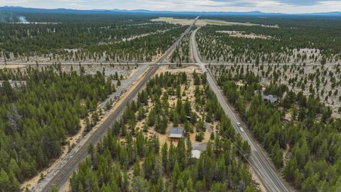 Tiny photo for 54270 Huntington Road, La Pine, OR 97739 (MLS # 220219337)