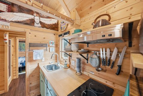 Tiny photo for 54270 Huntington Road, La Pine, OR 97739 (MLS # 220219337)