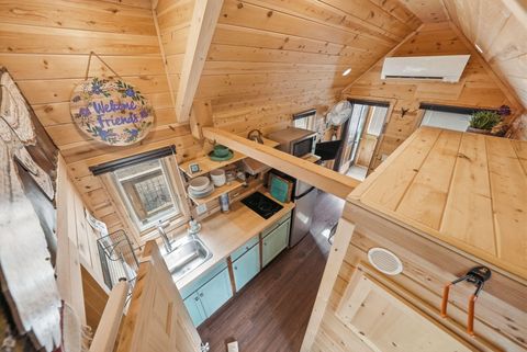Tiny photo for 54270 Huntington Road, La Pine, OR 97739 (MLS # 220219337)