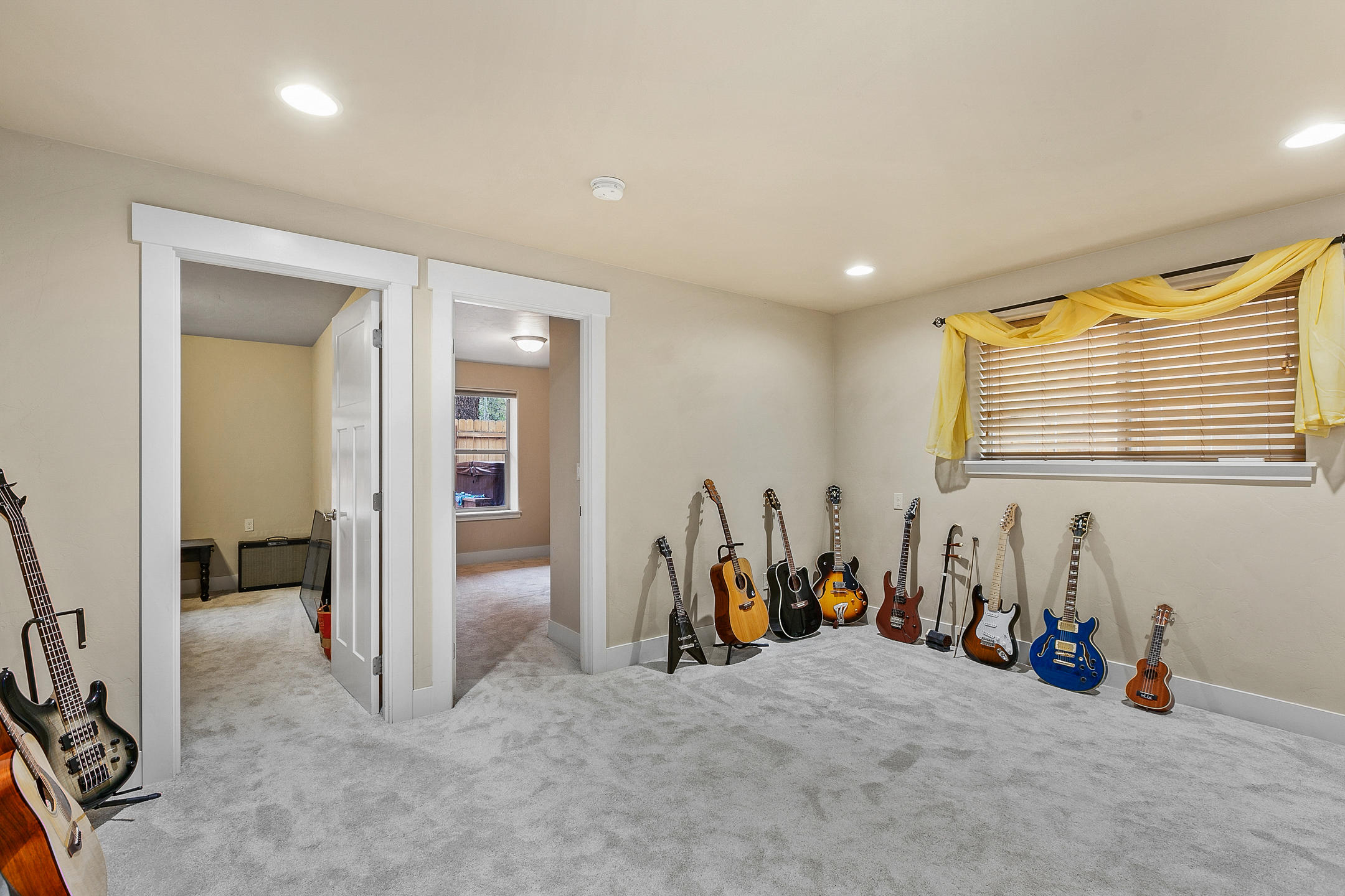 Lavacrest - Residential