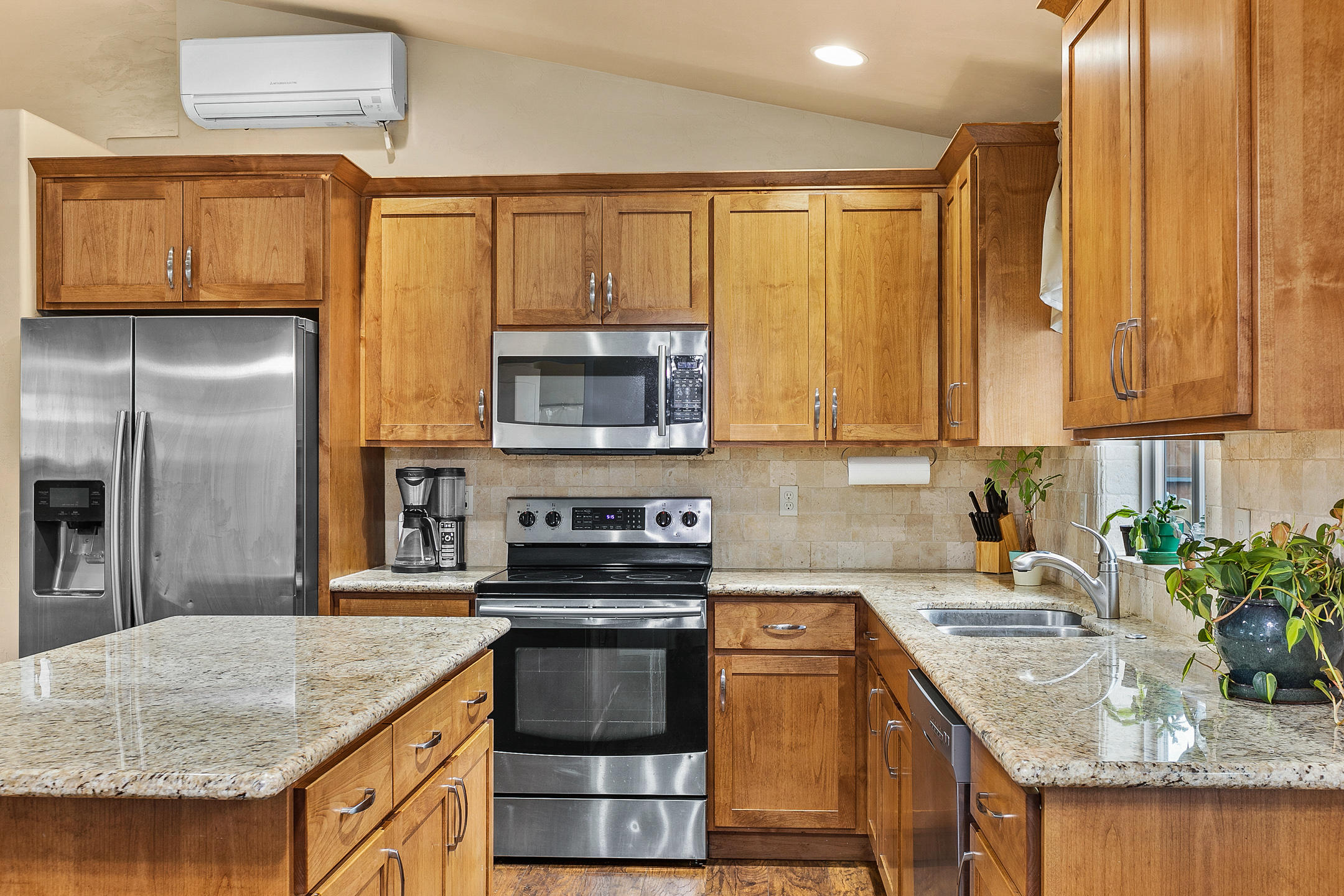 Lavacrest - Residential