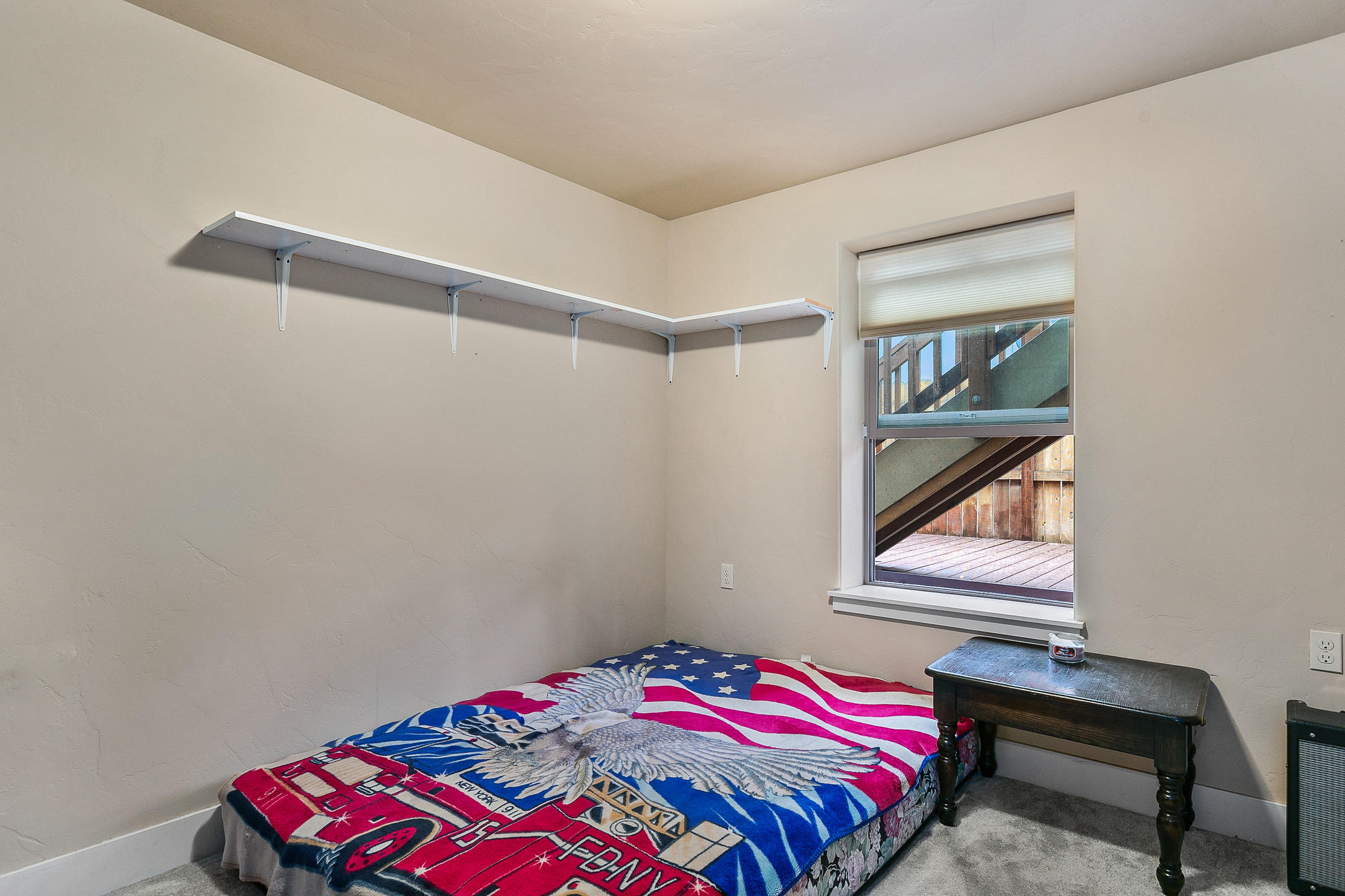 Lavacrest - Residential